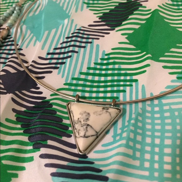 Lot of 2 western style necklaces - Picture 3 of 5